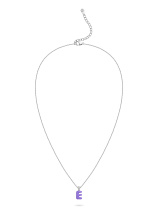 Колье с сиреневой буквой Е