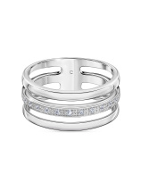 Кольцо с бриллиантом