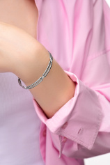 Браслет жесткий с бриллиантами