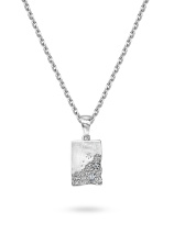 Колье с бриллиантом